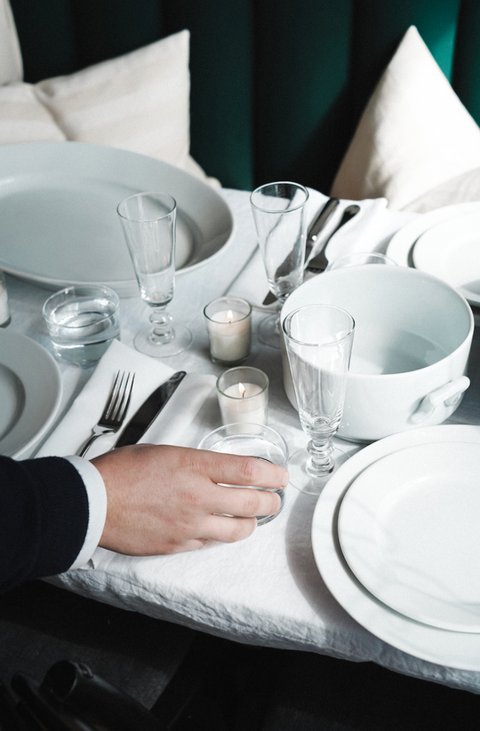 Setting_a_Fabulous_Dinner_Table